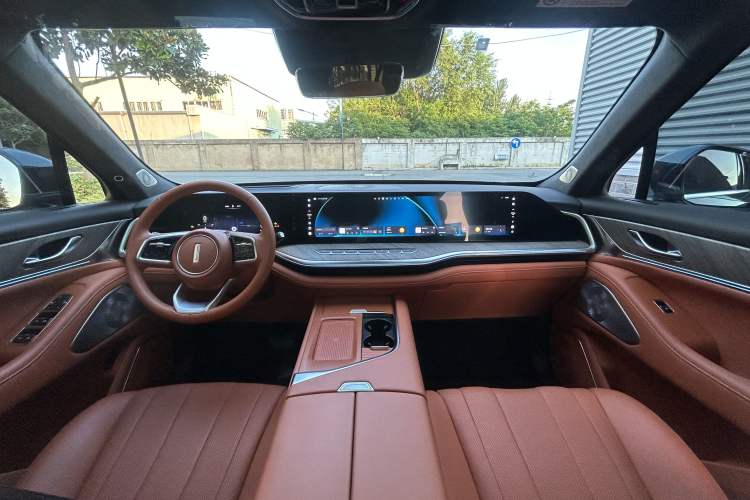 Used Wey Lanshan 2023 Four-Wheel Drive Ultra-Long Range Version Interior 4