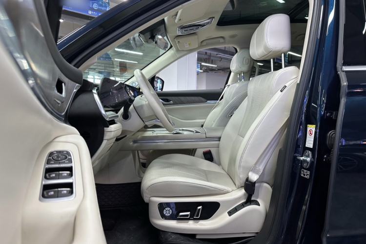 Used Wey Lanshan 2023 Two-Wheel Drive Long-Range Version Interior 4