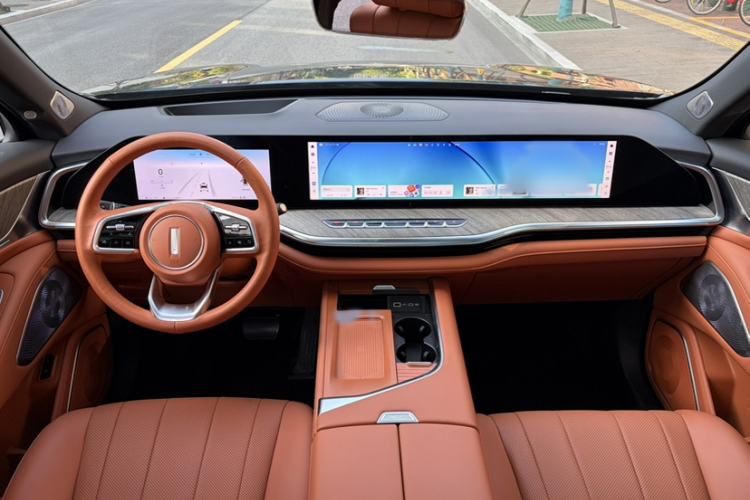 Used Wey Lanshan 2023 Two-Wheel Drive Long-Range Version Interior 5