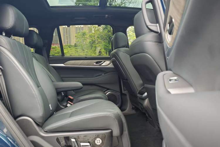 Used Wey Lanshan 2023 Four-Wheel Drive Ultra-Long Range Version Interior 5
