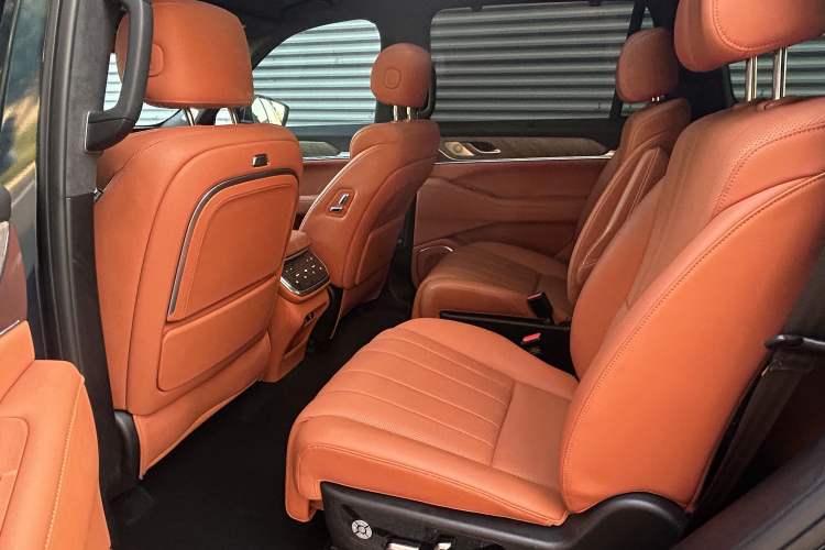 Used Wey Lanshan 2023 Four-Wheel Drive Ultra-Long Range Version Interior 6
