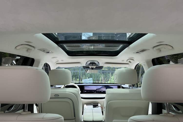 Used Wey Lanshan 2023 Four-Wheel Drive Ultra-Long Range Version Interior 8