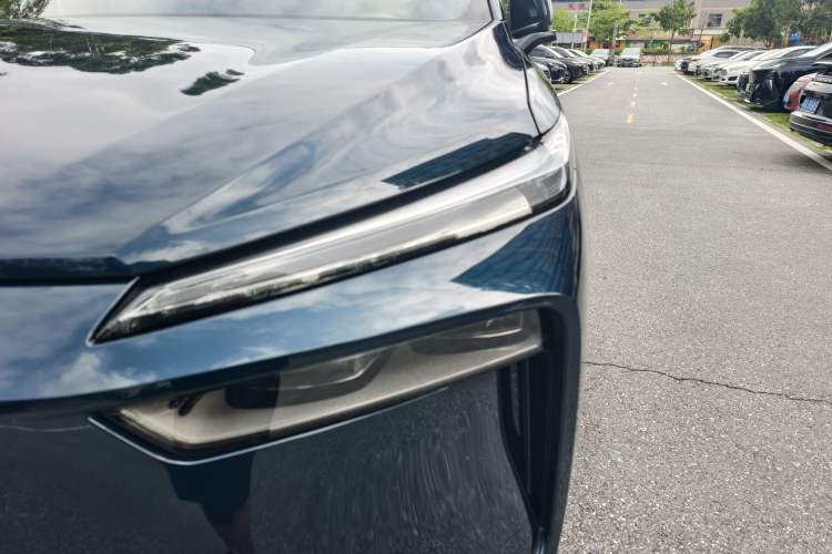 Used Wey Lanshan 2023 Four-Wheel Drive Ultra-Long Range Version Left Front Headlight