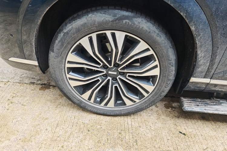 Used Wey Lanshan 2023 Four-Wheel Drive Ultra-Long Range Version Left Front Wheel Hub