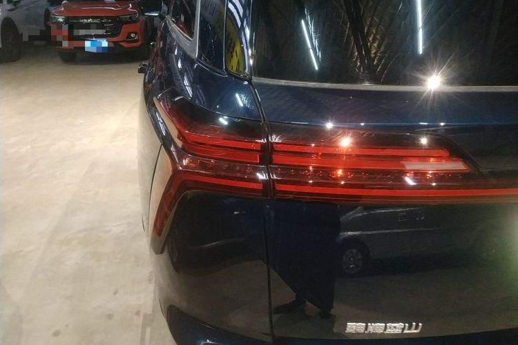 Used Wey Lanshan 2023 Four-Wheel Drive Ultra-Long Range Version Left Rear Taillight
