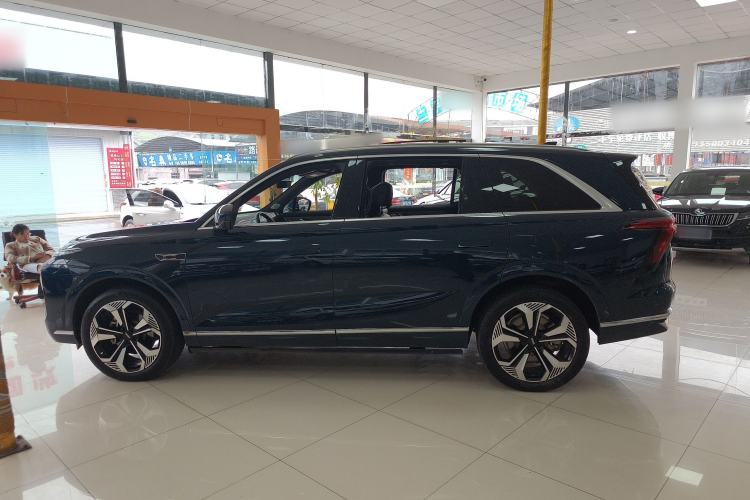Used Wey Lanshan 2023 Four-Wheel Drive Ultra-Long Range Version Left Side
