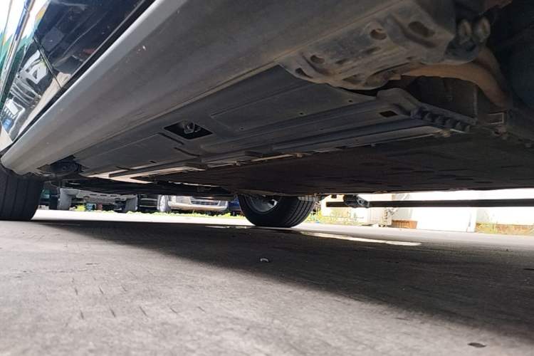 Used Wey Lanshan 2023 Four-Wheel Drive Ultra-Long Range Version Left Side Sill