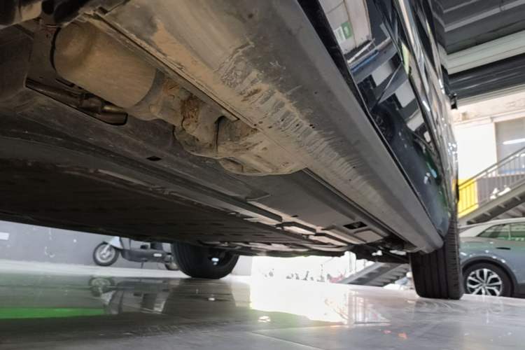 Used Wey Lanshan 2023 Four-Wheel Drive Ultra-Long Range Version Left Side Sill