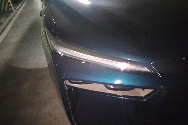 Used Wey Lanshan 2023 Four-Wheel Drive Ultra-Long Range Version Right Front Headlight
