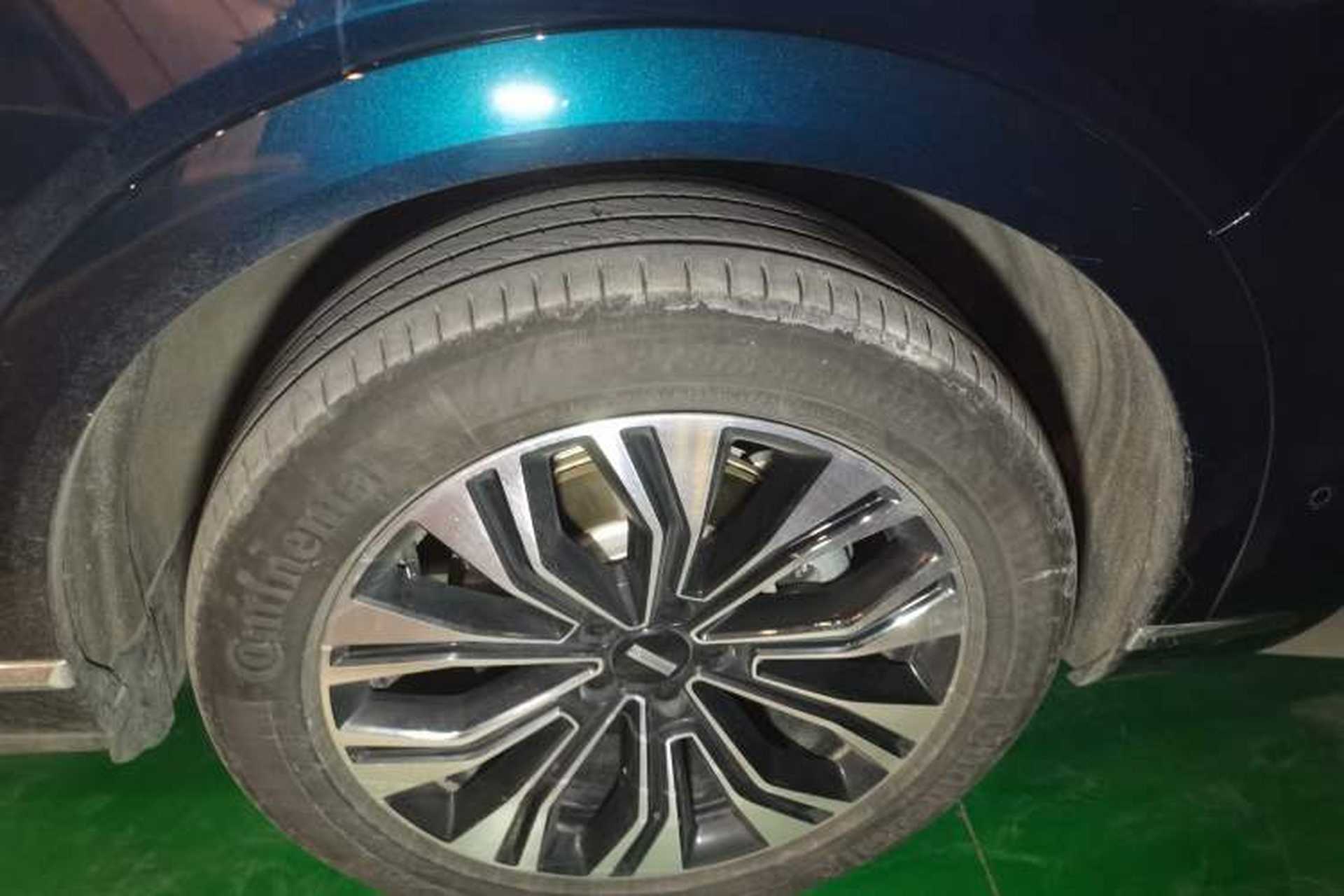Used Wey Lanshan 2023 Four-Wheel Drive Ultra-Long Range Version Right Front Wheel Hub