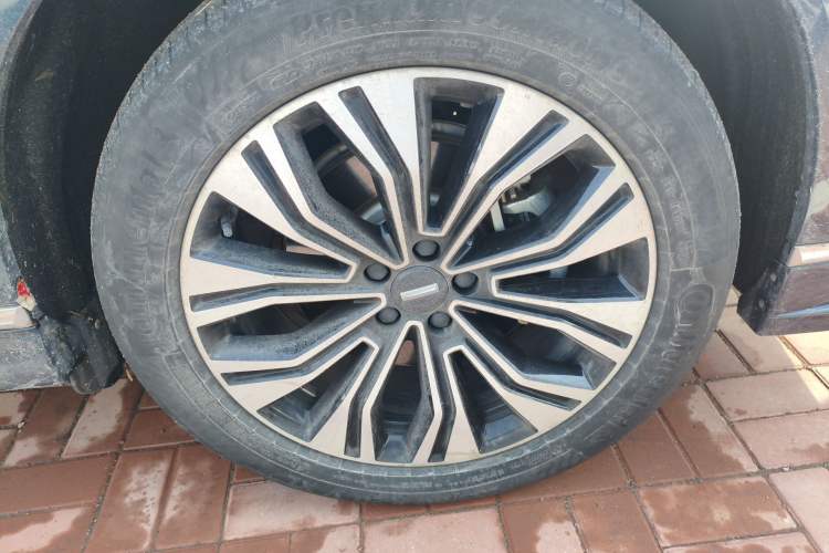 Used Wey Lanshan 2023 Four-Wheel Drive Ultra-Long Range Version Right Front Wheel Hub