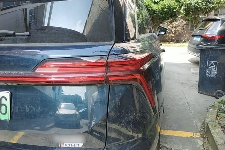 Used Wey Lanshan 2023 Four-Wheel Drive Ultra-Long Range Version Right Rear Taillight
