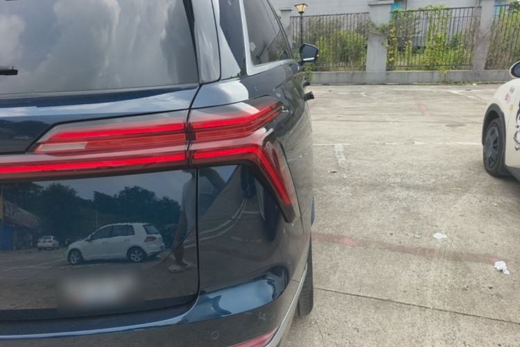 Used Wey Lanshan 2023 Four-Wheel Drive Ultra-Long Range Version Right Rear Taillight