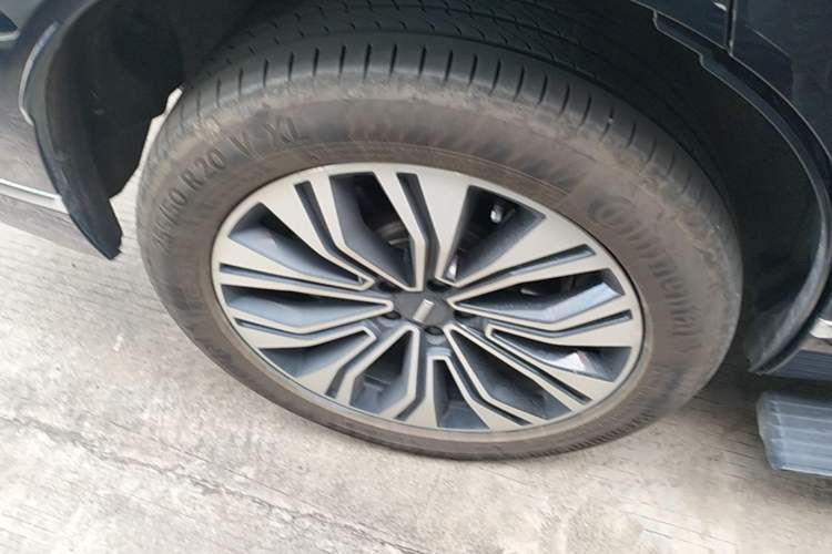 Used Wey Lanshan 2023 Four-Wheel Drive Ultra-Long Range Version Right Rear Wheel Hub