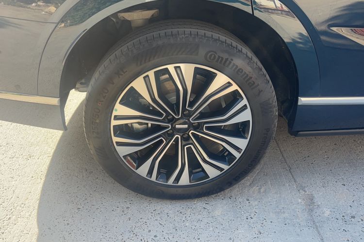 Used Wey Lanshan 2023 Four-Wheel Drive Ultra-Long Range Version Right Rear Wheel Hub