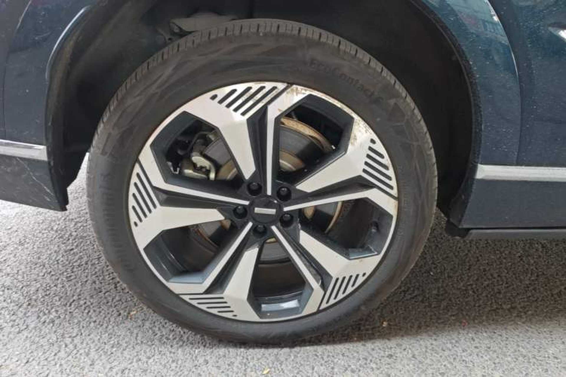 Used Wey Lanshan 2023 Four-Wheel Drive Ultra-Long Range Version Right Rear Wheel Hub