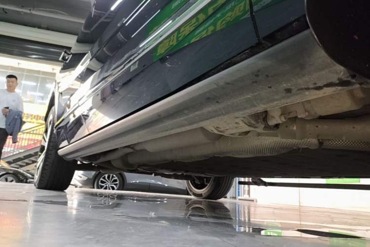 Used Wey Lanshan 2023 Four-Wheel Drive Ultra-Long Range Version Right Side Sill