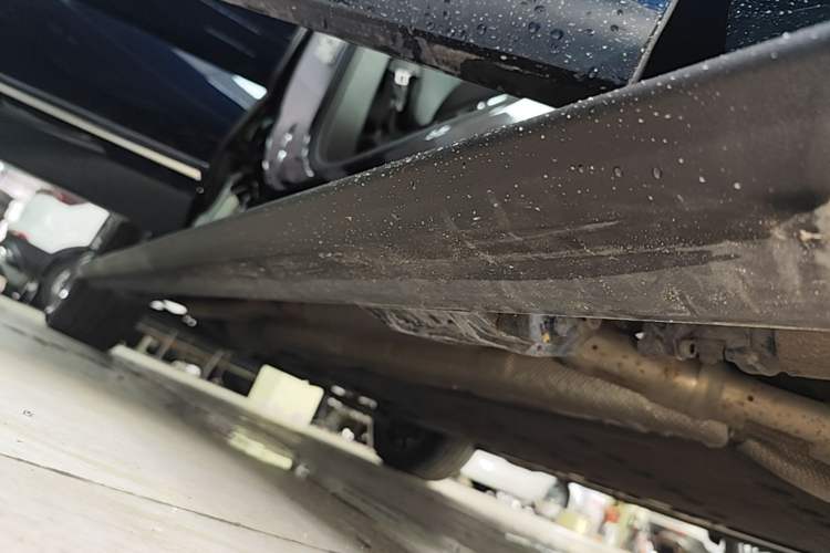 Used Wey Lanshan 2023 Four-Wheel Drive Ultra-Long Range Version Right Side Sill