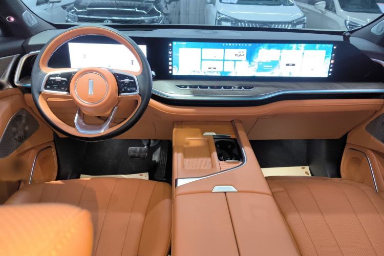Used Wey Lanshan 2023 Four-Wheel Drive Ultra-Long Range Version Interior 2