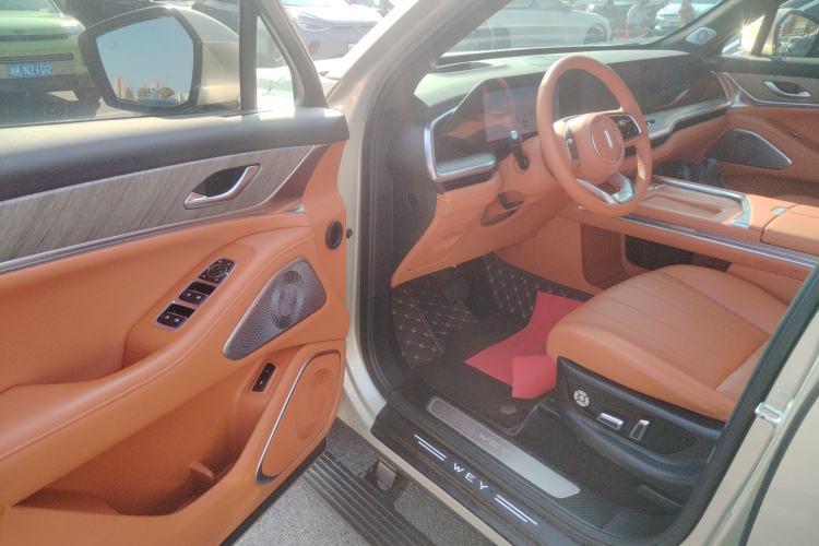 Used Wey Lanshan 2023 Four-Wheel Drive Ultra-Long Range Version Interior 3