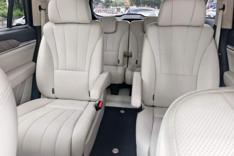 Used Wey Lanshan 2023 Four-Wheel Drive Ultra-Long Range Version Interior 7