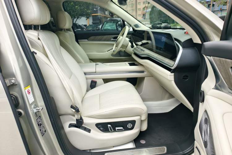 Used Wey Lanshan 2023 Four-Wheel Drive Ultra-Long Range Version Interior 8