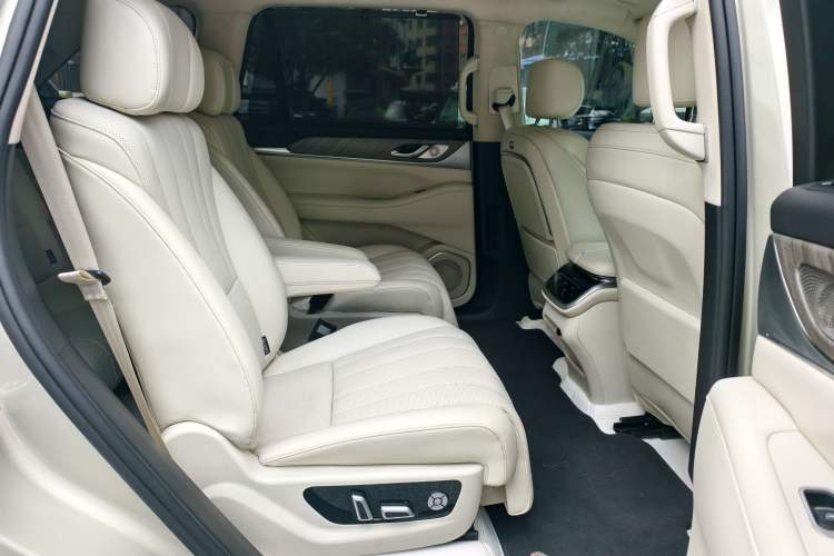 Used Wey Lanshan 2023 Four-Wheel Drive Ultra-Long Range Version Interior 9