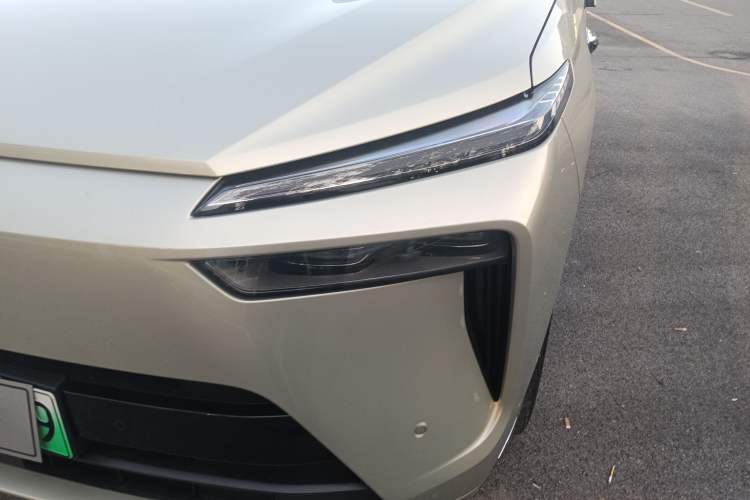 Used Wey Lanshan 2023 Four-Wheel Drive Ultra-Long Range Version Left Front Headlight