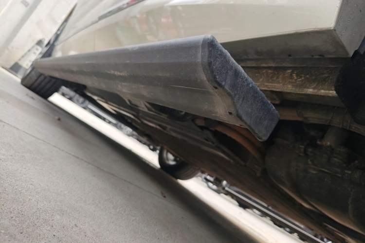Used Wey Lanshan 2023 Four-Wheel Drive Ultra-Long Range Version Left Side Sill