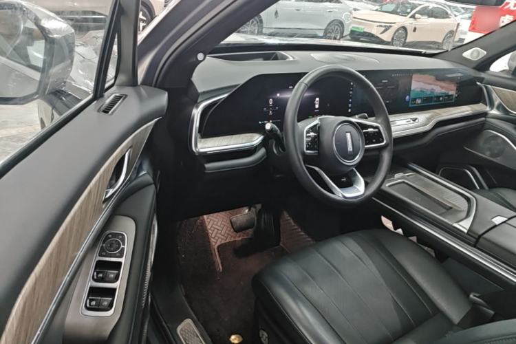 Used Wey Lanshan 2023 Two-Wheel Drive Long-Range Version Driver Seat