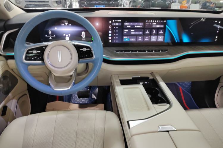 Used Wey Lanshan 2023 Four-Wheel Drive Ultra-Long Range Version Interior 2