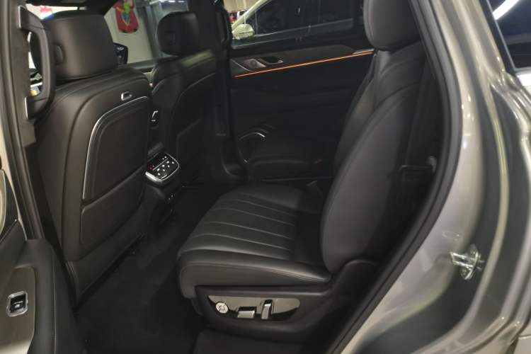 Used Wey Lanshan 2023 Four-Wheel Drive Ultra-Long Range Version Interior 4