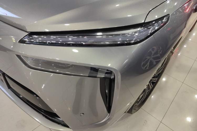Used Wey Lanshan 2023 Four-Wheel Drive Ultra-Long Range Version Left Front Headlight