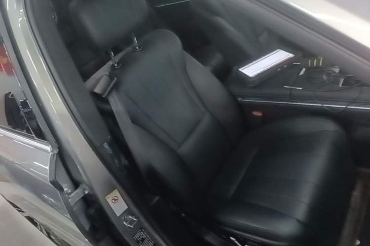 Used Wey Lanshan 2023 Four-Wheel Drive Ultra-Long Range Version Right Front Seat