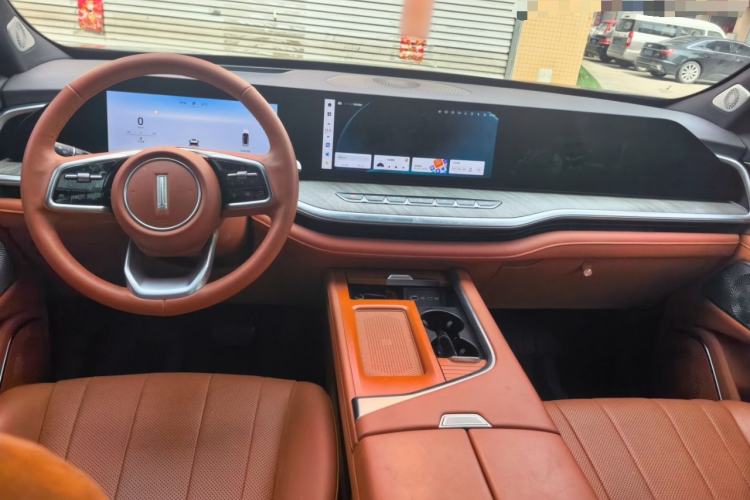 Used Wey Lanshan 2023 Four-Wheel Drive Ultra-Long Range Version Center Console