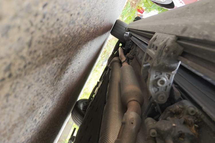 Used Wey Lanshan 2023 Four-Wheel Drive Ultra-Long Range Version Chassis Front Right