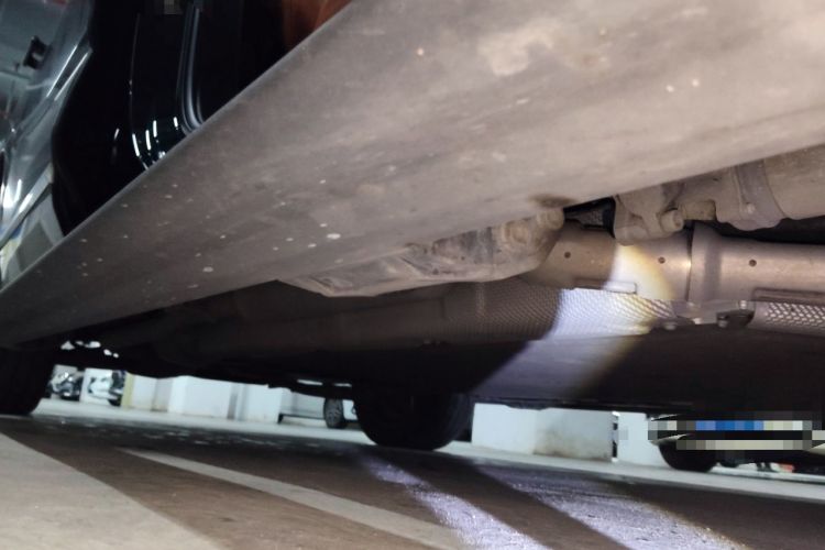 Used Wey Lanshan 2023 Four-Wheel Drive Ultra-Long Range Version Chassis Front Right