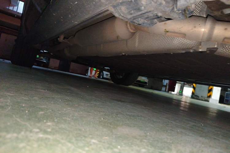 Used Wey Lanshan 2023 Four-Wheel Drive Ultra-Long Range Version Chassis Front Right