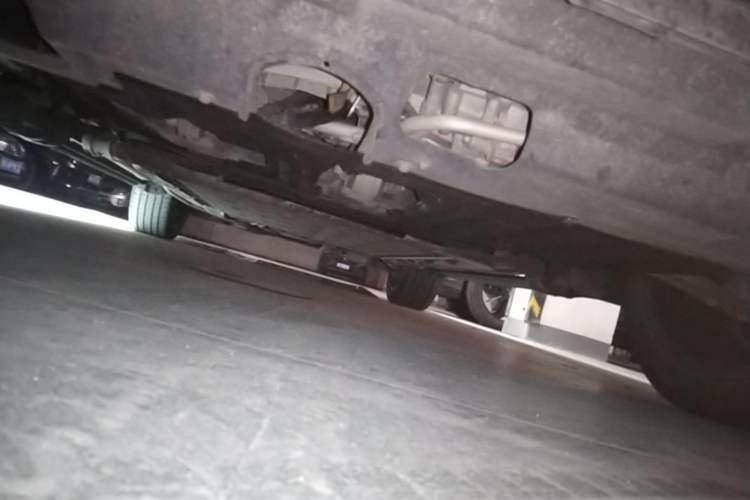 Used Wey Lanshan 2023 Four-Wheel Drive Ultra-Long Range Version Chassis Front
