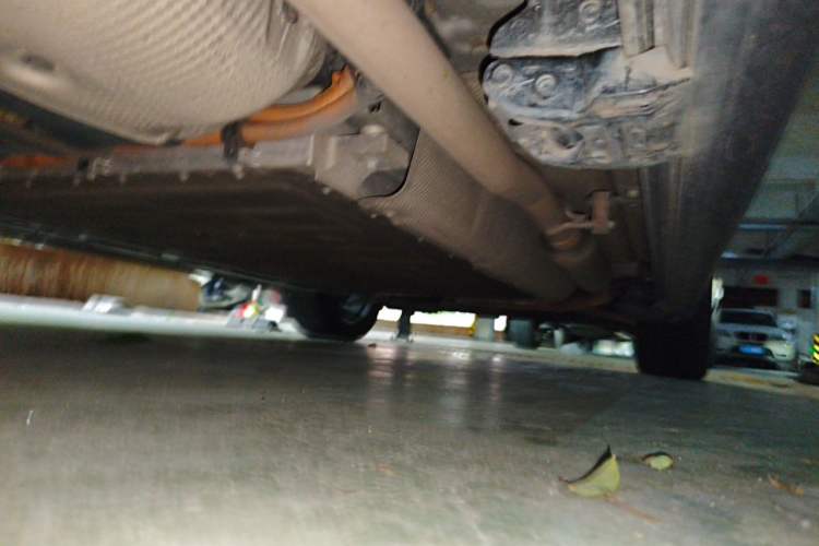 Used Wey Lanshan 2023 Four-Wheel Drive Ultra-Long Range Version Chassis Rear Right