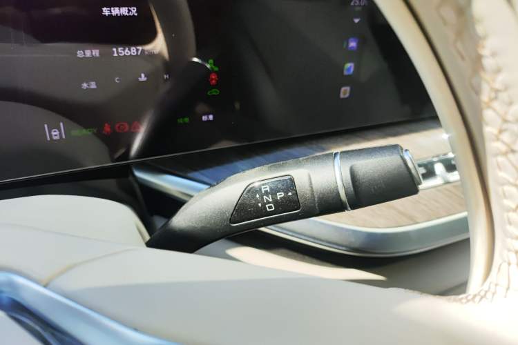 Used Wey Lanshan 2023 Four-Wheel Drive Ultra-Long Range Version Gear Lever