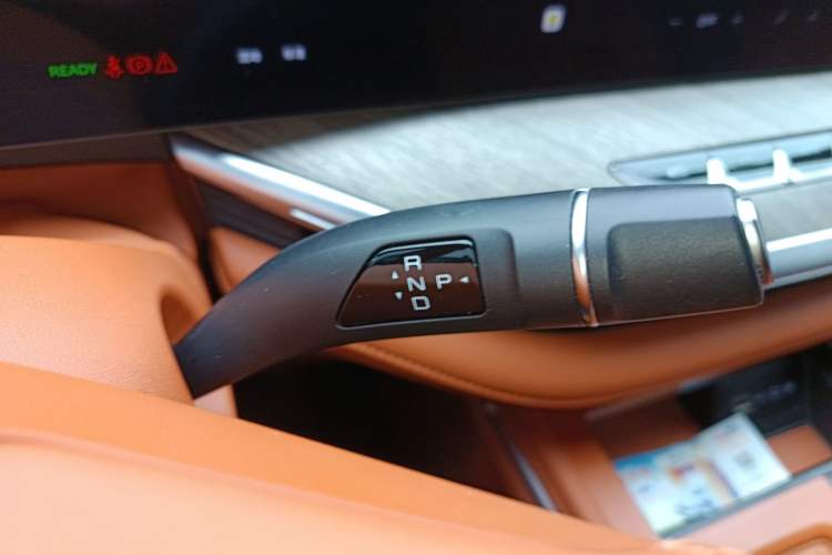Used Wey Lanshan 2023 Four-Wheel Drive Ultra-Long Range Version Gear Lever