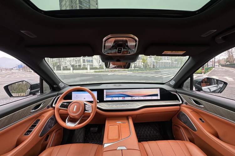 Used Wey Lanshan 2023 Four-Wheel Drive Ultra-Long Range Version Interior 3
