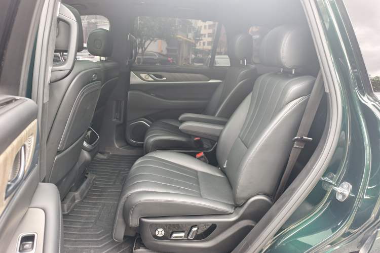 Used Wey Lanshan 2023 Four-Wheel Drive Ultra-Long Range Version Interior 3