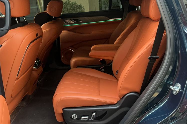 Used Wey Lanshan 2023 Four-Wheel Drive Ultra-Long Range Version Interior 3