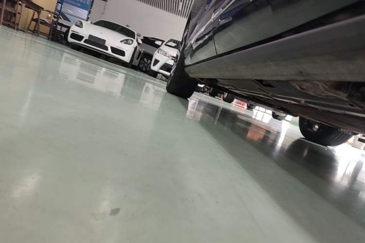 Used Wey Lanshan 2023 Four-Wheel Drive Ultra-Long Range Version Left Side Sill