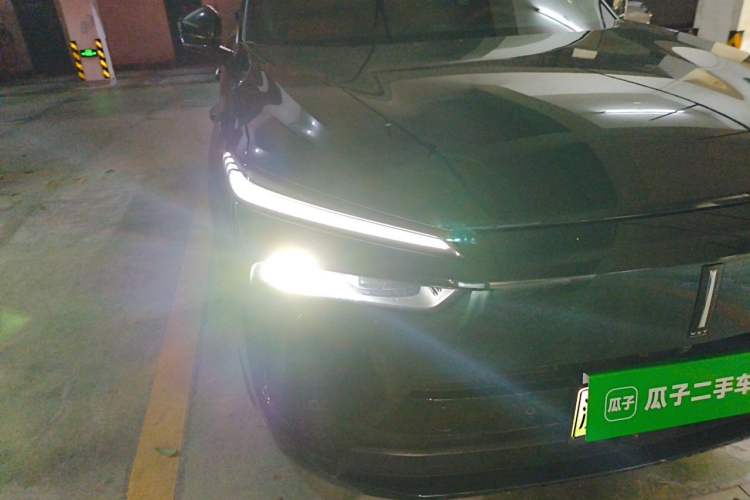 Used Wey Lanshan 2023 Four-Wheel Drive Ultra-Long Range Version Right Front Headlight
