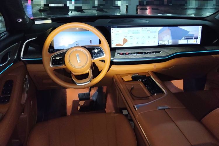 Used Wey Lanshan 2023 Four-Wheel Drive Ultra-Long Range Version Center Console