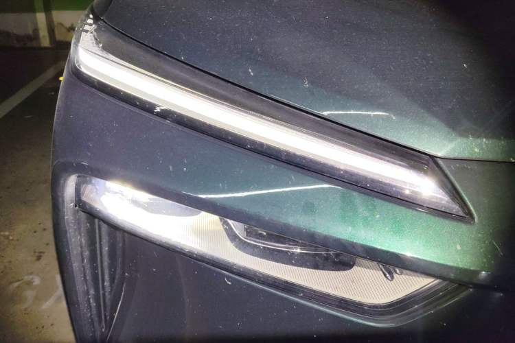 Used Wey Lanshan 2023 Four-Wheel Drive Ultra-Long Range Version Right Front Headlight