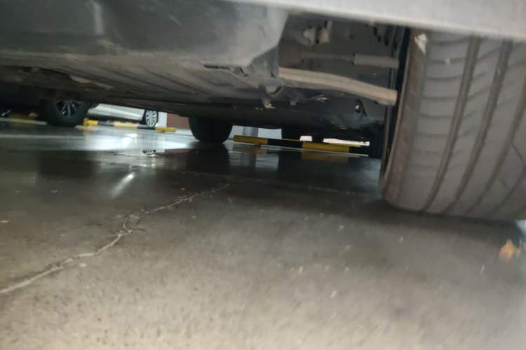 Used Wey Lanshan 2023 Four-Wheel Drive Ultra-Long Range Version Chassis Front Left